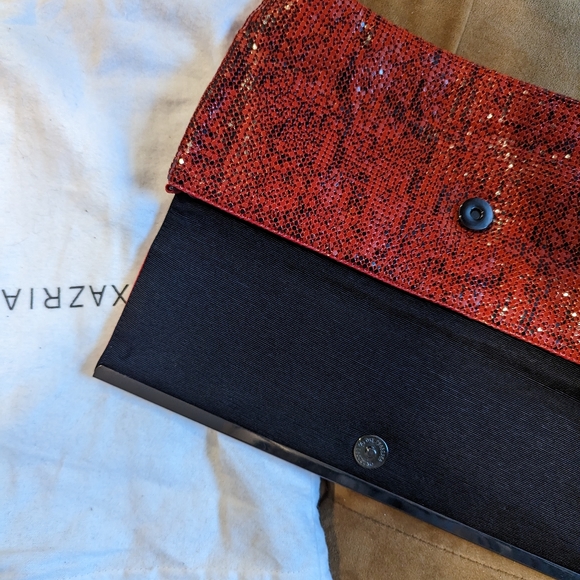 BCBG clutch - Picture 3 of 3